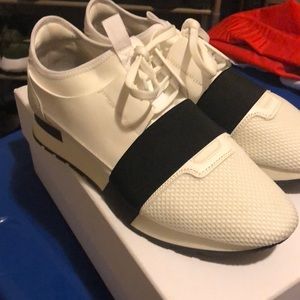 Balenciaga race runners